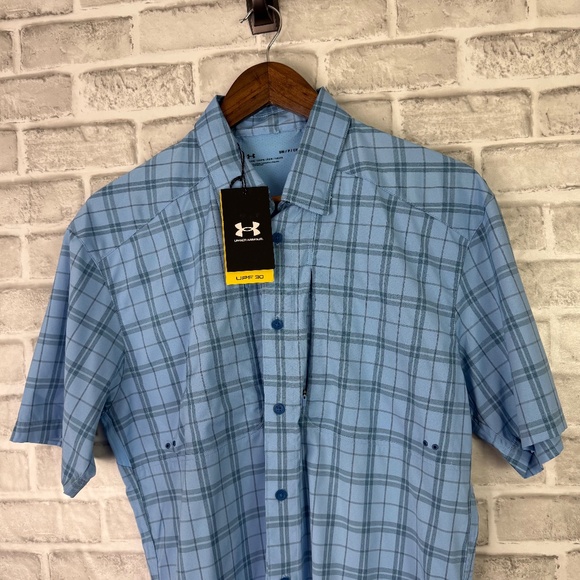 Under Armour Tide Chaser 2.0 Baby Blue Plaid Button Up Shirt Men Small Loose NWT - Picture 1 of 8